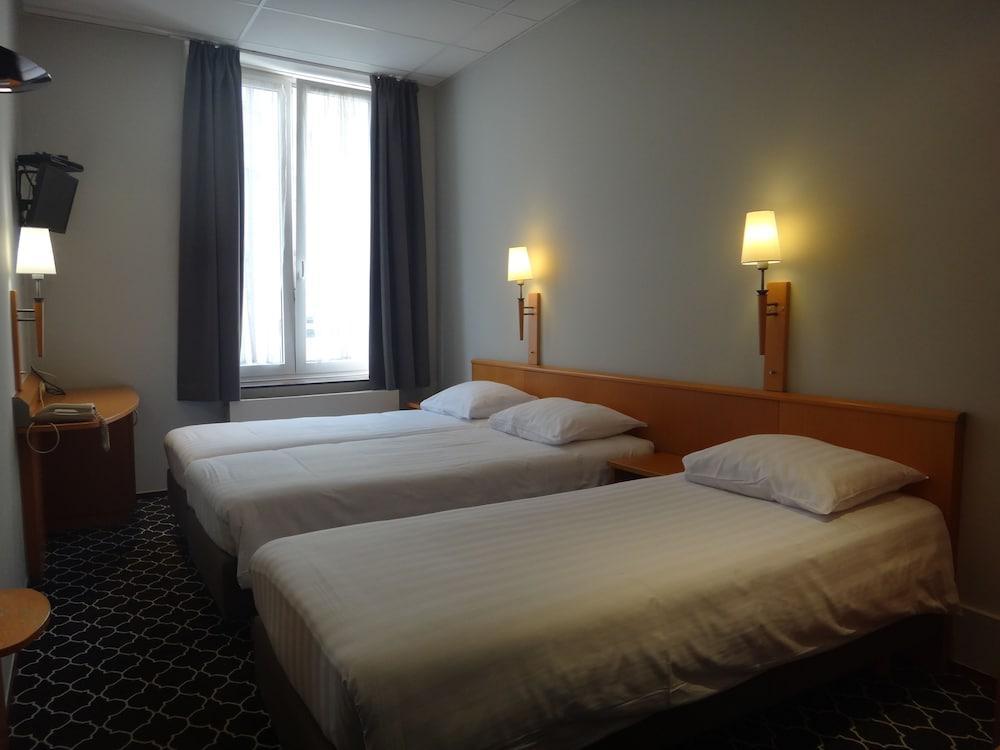 Safestay Brussels Grand Place Екстериор снимка