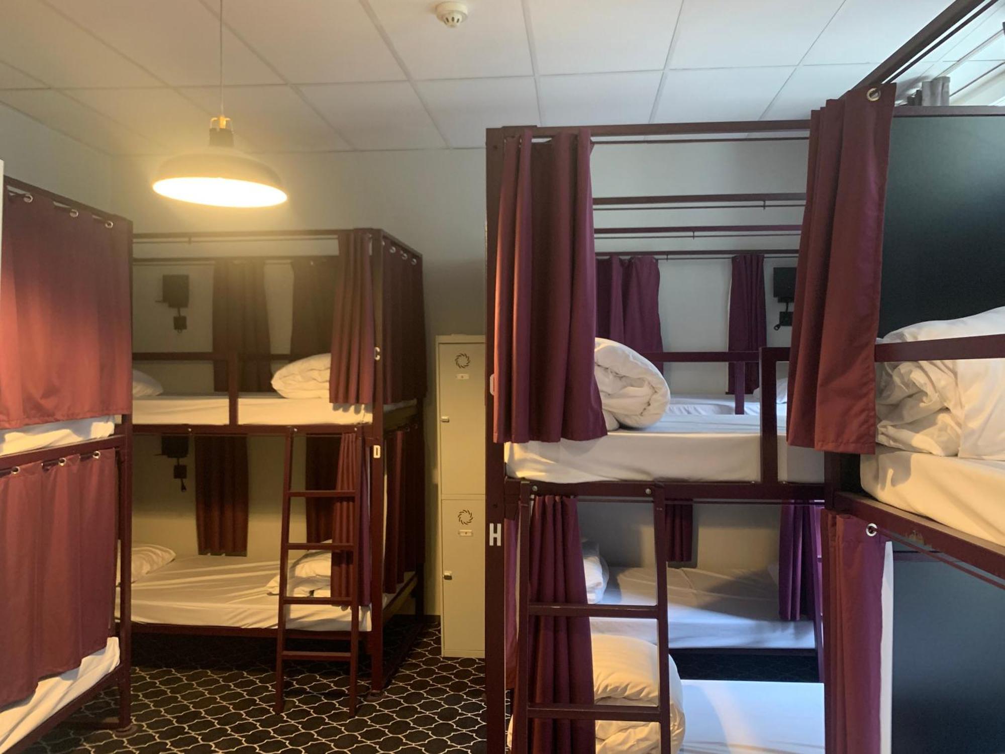 Safestay Brussels Grand Place Екстериор снимка