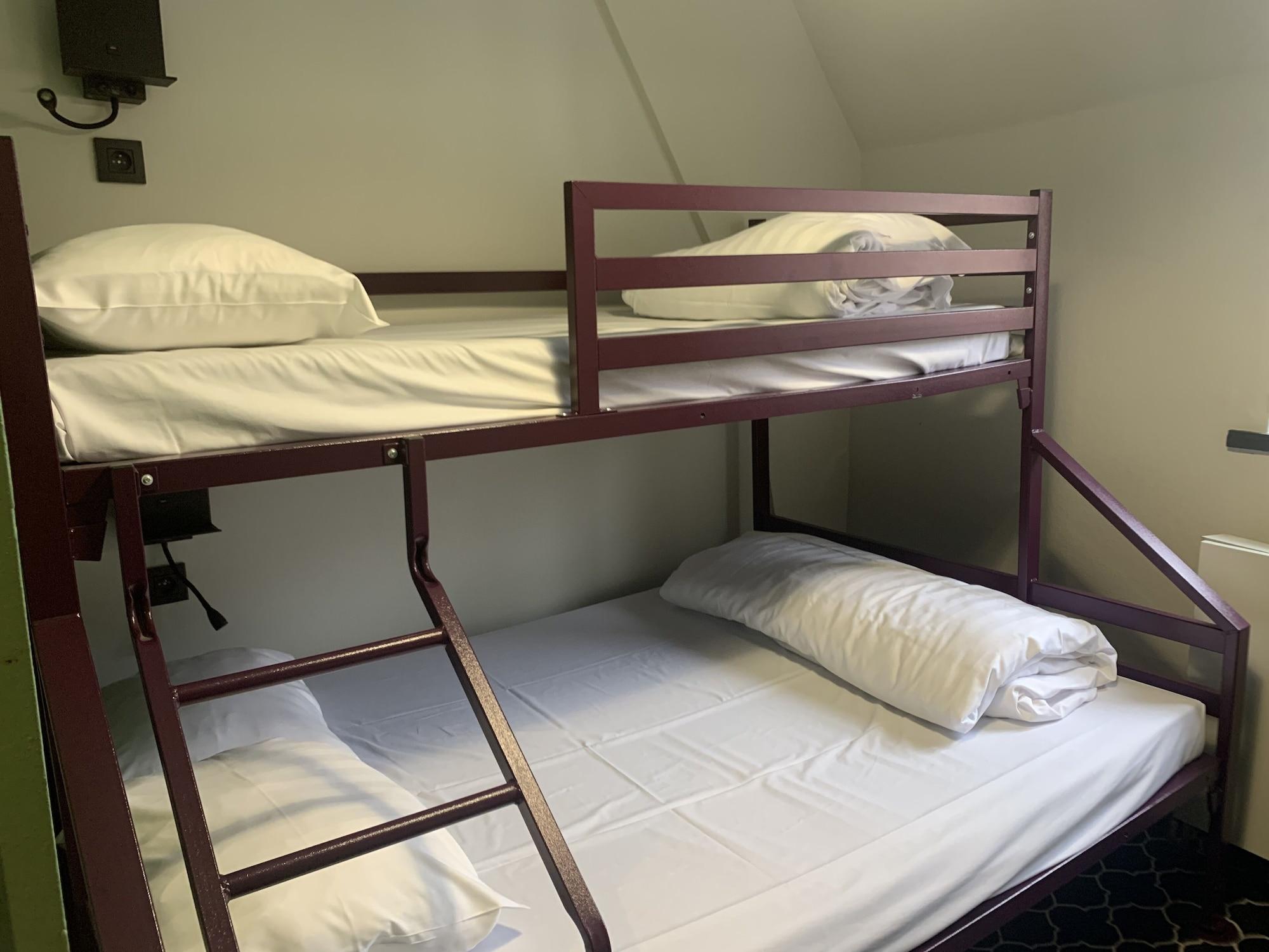 Safestay Brussels Grand Place Екстериор снимка
