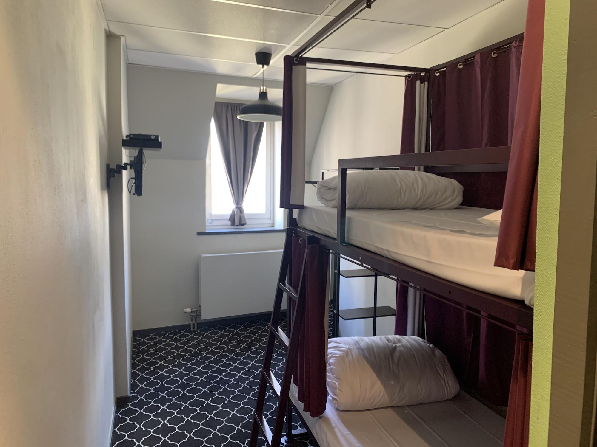 Safestay Brussels Grand Place Екстериор снимка
