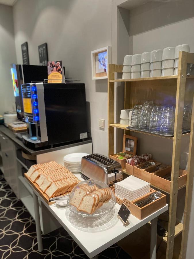 Safestay Brussels Grand Place Екстериор снимка