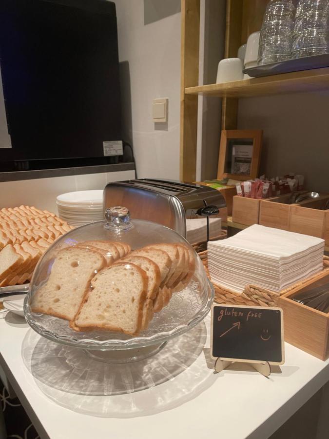 Safestay Brussels Grand Place Екстериор снимка
