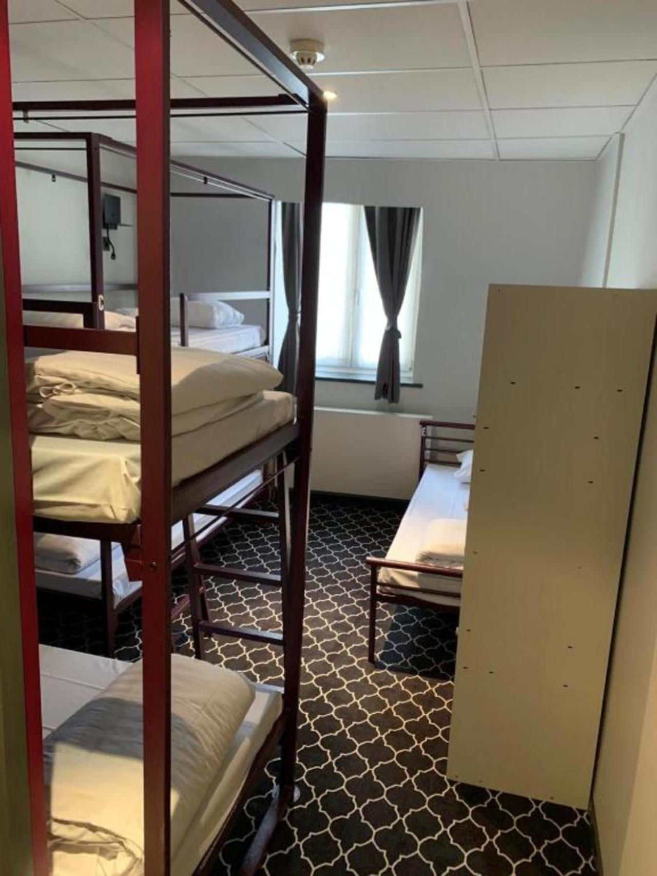 Safestay Brussels Grand Place Екстериор снимка